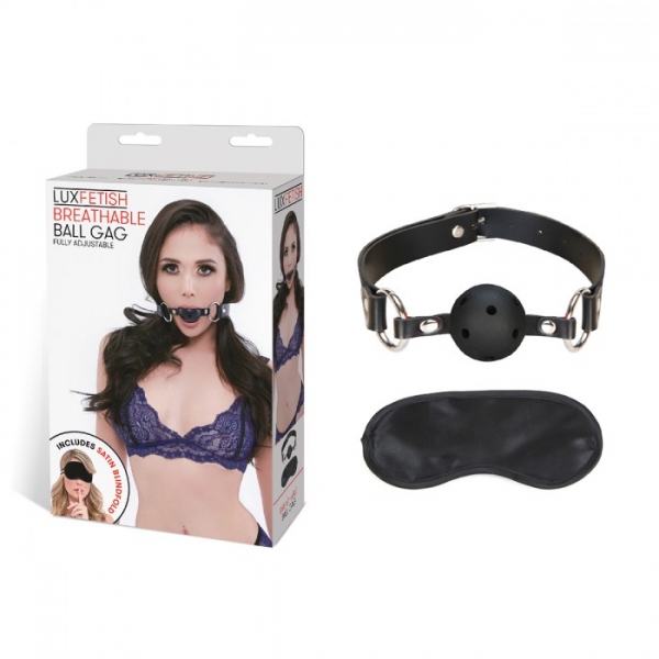 Кляп черного цвета с отверстиями для дыхания